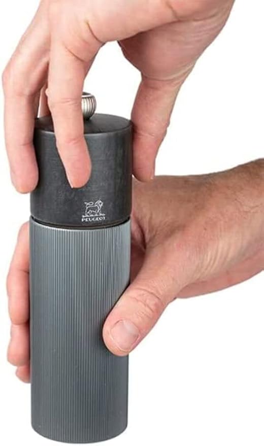 PEUGEOT-Line Pepper Mill - Classic Grind Adjustment -Aluminum and PEFC Certified Wood - Made in France- Carbon Color. 18 cm-7"