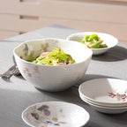 Narumi 51281-21911P Lucy Garden Salad Bowl, Diameter 8.7 inches (22 cm), Berry Pattern, Stylish, Cute, Relief, Wedding Gift, Microwave Warming, Dishwasher Safe, Gift Box Included