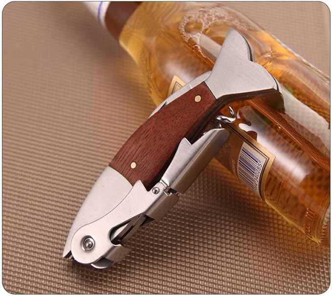 Unique Fish Corkscrew, Professional Waiters Corkscrew Wine Key Bottle Opener,Manual Wine Key for Servers, Waiters, Bartenders and Home Use (Brown fish)