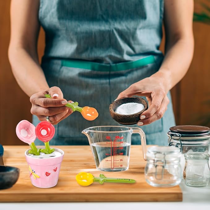 Flower Measuring Spoons Set in Pot - Ceramic Baking Measuring Spoons with Holder for Dry & Wet Ingredients - Cute Flower Figurine - 1 Tbsp, 1 Tsp, 1/2 Tsp, 1/4 Tsp - Unique Gift, Dishwasher Safe(Pink）