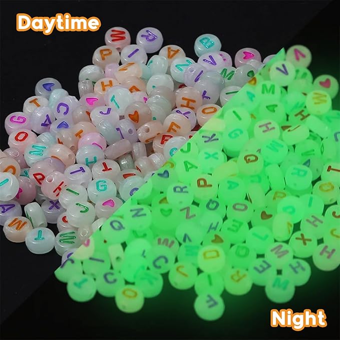 BLSUREFYX 30 Sets DIY Wine Glass Charms 650 Letter Beads 50 Heart-Shaped Bead 60 Golden Beads 30 Charm Rings 2 Tweezers Custom Charms Wine Glass Marker for Cocktail Party Decoration Luminous
