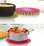 ME.FAN Silicone Trivet Mat - Kitchen Hot Pads for Pots & Dish - Insulated Teapot Trivet - Flexible, Durable, Non-Slip Large Coasters 3 Set Grass Green