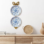 Zonon 2 Pack Gold Bow Plate Holder for Wall Bow Knot Iron Easel Display Rack Wall Mount Metal Plate Hanger Stand for Hanging Photo Frame Art Plaque for Cabinet Kitchen Counter Bar Cafe (18.5 x 7 Inch)