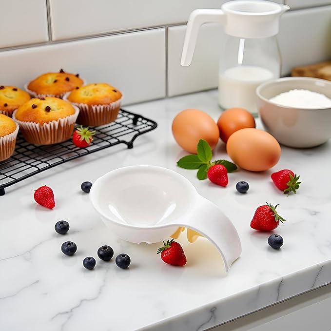 1 Pc Egg Yolk Separator,Egg Separator for Raw Eggs,Egg Yolk Separator Strainer for Baking Cakes,Plastic Egg Separator Egg Yolk White Filter,Cooking Egg Separators Specialty Tools（White）