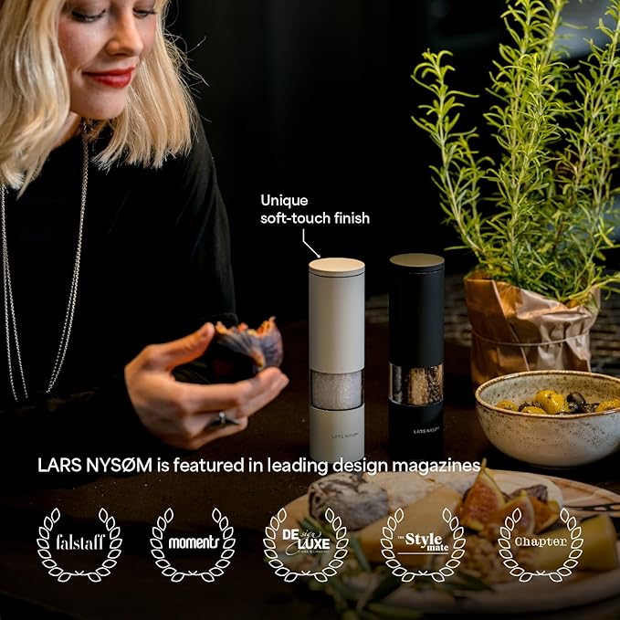 LARS NYSØM Salt and Pepper Grinder Set Manual, Stainless Steel Salt and Pepper Mills with Adjustable Ceramic Grinder I Design Spice Shakers (Taupe Brown)