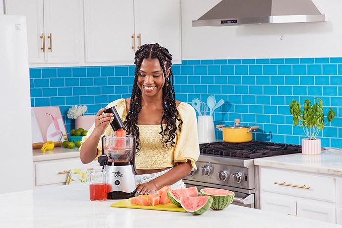 magic bullet Mini Juicer, Countertop Space-Saving, 2" Feed Chute for Fruits and Vegetables, 400W, Compact Design, Black/Silver, MBJ10100