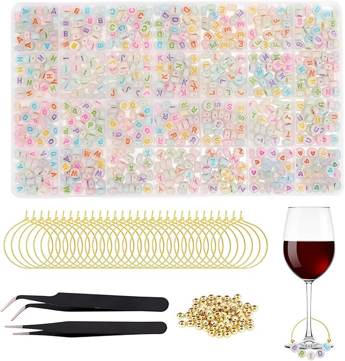 BLSUREFYX 30 Sets DIY Wine Glass Charms 650 Letter Beads 50 Heart-Shaped Bead 60 Golden Beads 30 Charm Rings 2 Tweezers Custom Charms Wine Glass Marker for Cocktail Party Decoration Luminous
