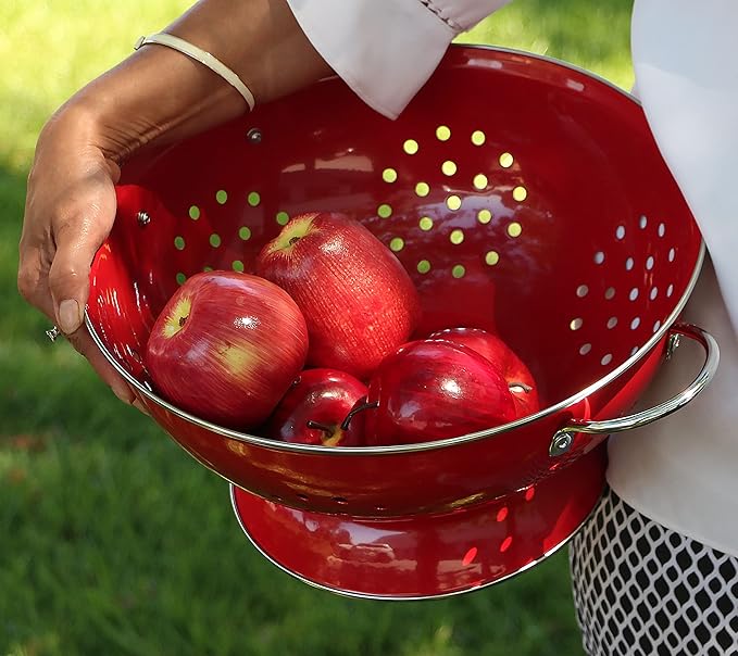 Reston Lloyd Calypso Basics Extra Large Enameled Colander with Solid Base, Strainer Basket with Handles, for Pasta, Berries, Vegetables, Fruit, Red, 7 Quart (224oz/ 6.6 L)