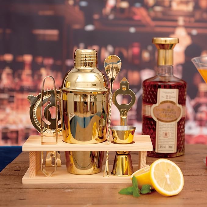JNWINOG Cocktail Shaker Set Stainless Steel Bartending Kit 18.6oz Cocktail Bar Set Cocktail Mix Drink Making Kit Professional Bar and Home Drink Bar Tools for Bartender (Gold, 7Pcs)