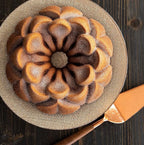 Nordic Ware Magnolia Bundt, 10 Cup, Toffee